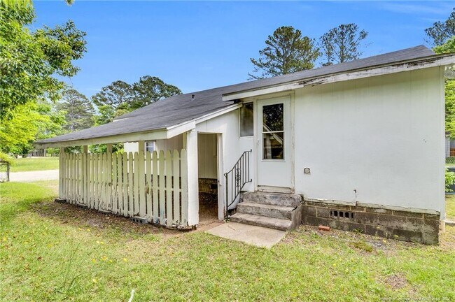Building Photo - 1100 Hood Ave