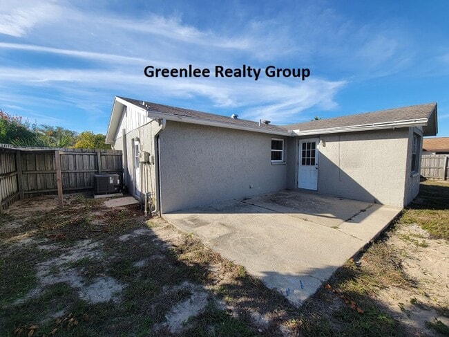 Building Photo - Beautiful Updated 2 Bed/1Bath Home in Port...
