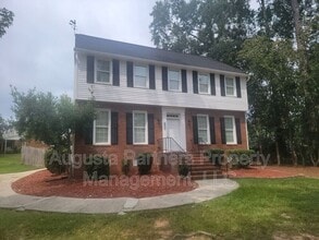 Building Photo - 288 Wakefield Ln S