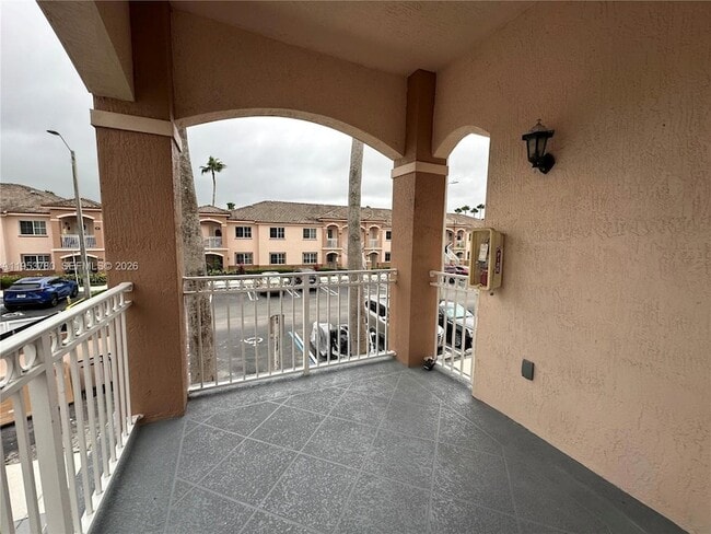 Building Photo - 1261 SE 27th St