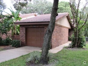 Building Photo - 2 Bedrooms/ 2 Baths, Large 2 story 1,050+ ...