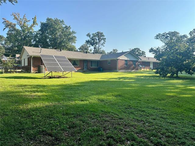 Building Photo - 831 Booth Dr