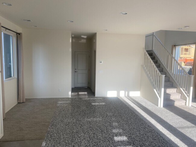 Building Photo - brand-new with two car garages, four bedro...