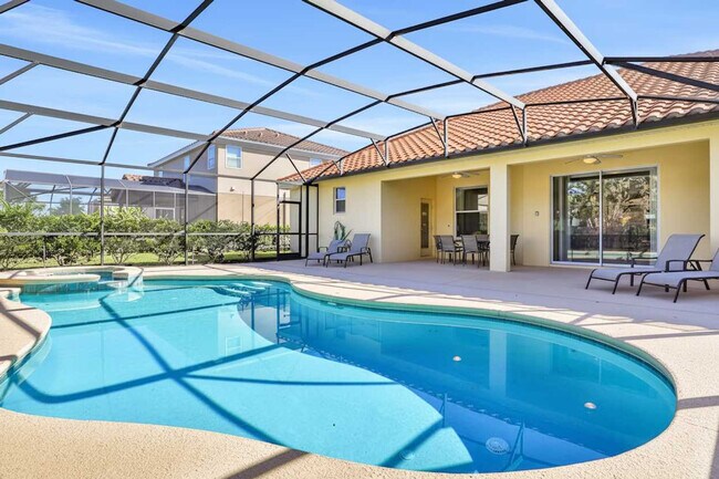 Building Photo - 4140 Oak Tree Dr