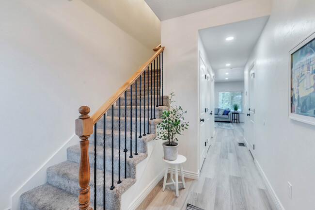 Welcome Home. Entryway space with optional mudroom area and coat closet - 10441 S Sage Vista Way