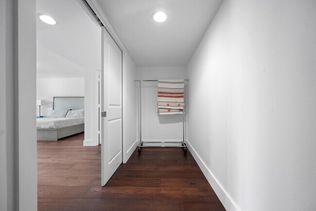 Building Photo - 13388 Polo 201 Rd
