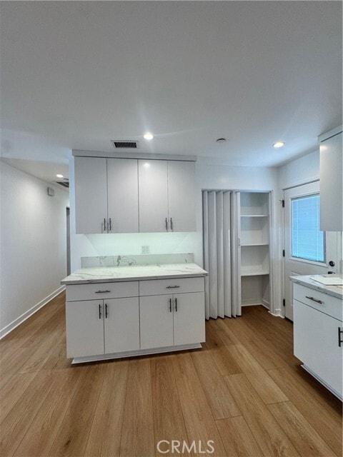 Building Photo - 8109 Cole St