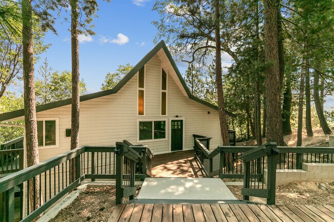 Building Photo - 1239 Portillo Ln