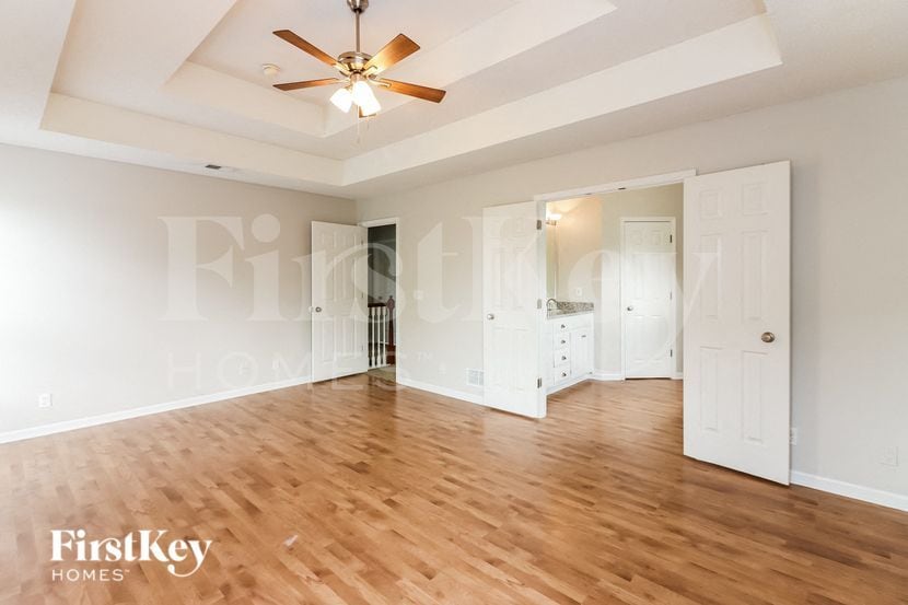 Building Photo - 15626 Riley St