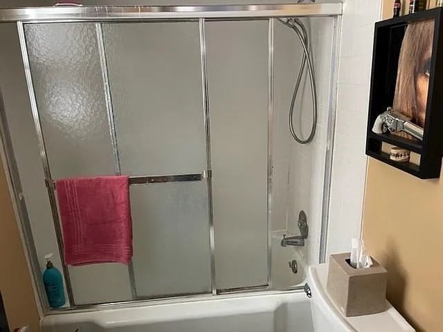 Building Photo - 1317 Broadway St