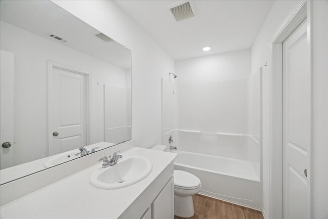 Building Photo - 20949 Zuccala Dr