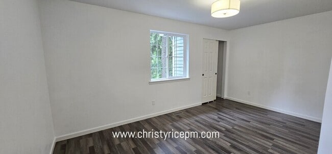 Building Photo - 4101 356th Dr SE