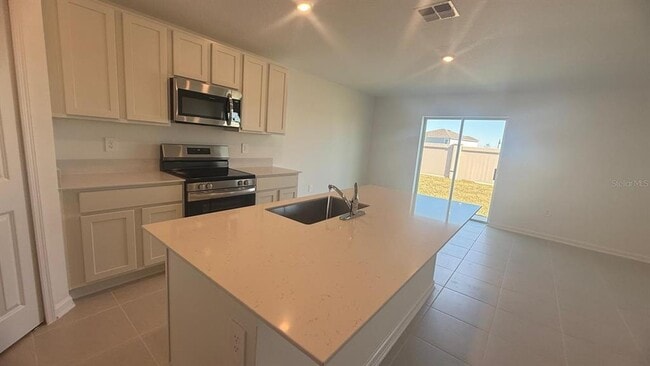 Building Photo - 4742 Katrina Dr