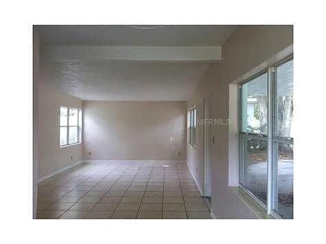 Building Photo - 4401 Marilyn Ave