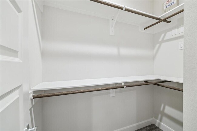 Building Photo - 3038 Charline