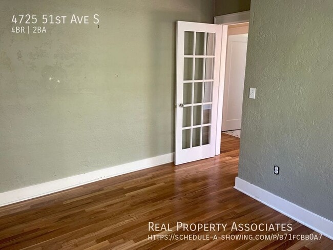 Building Photo - 4725 51st Ave S