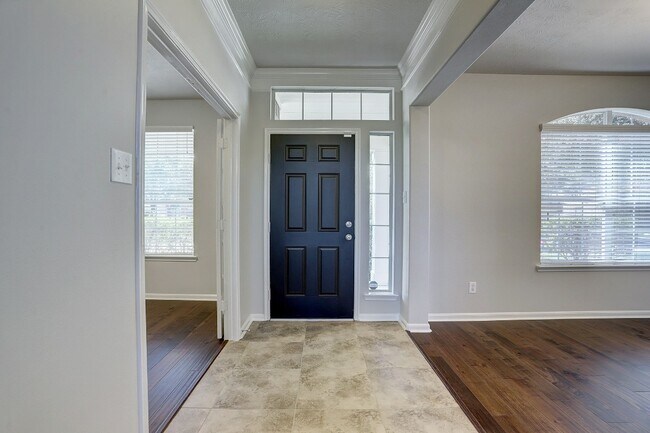 Building Photo - 12331 Crescent Mountain Ln