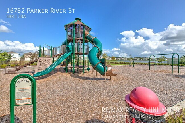 Building Photo - 16782 Parker River St