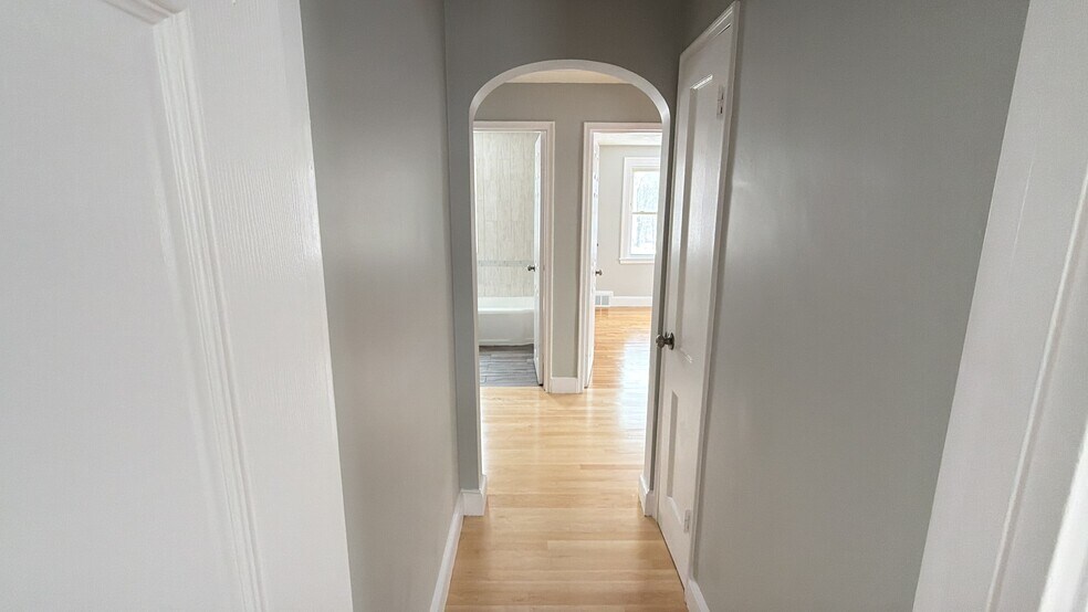 Building Photo - 3 Mamelon Cir