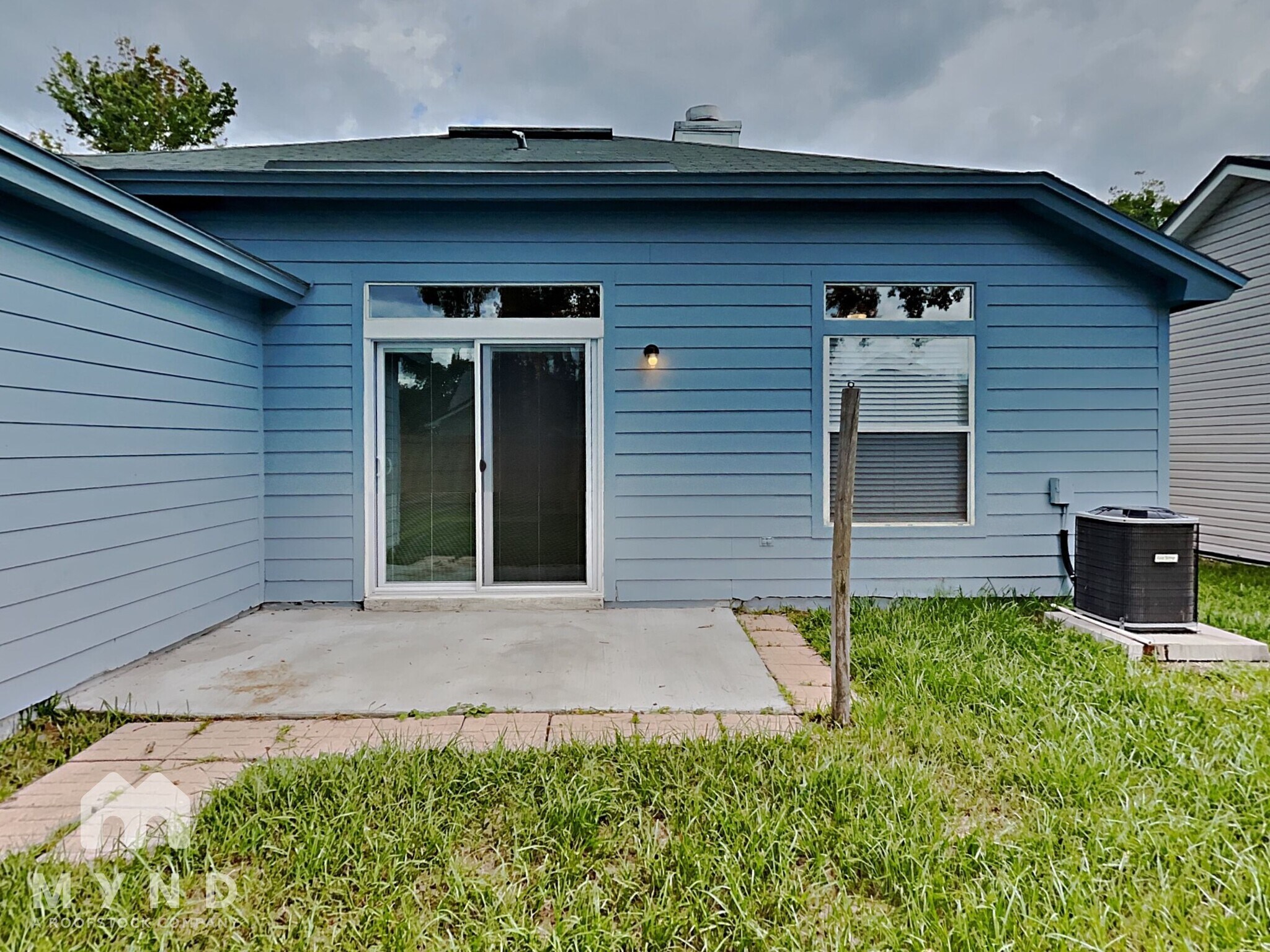 Building Photo - 12382 Silent Brook Trail N