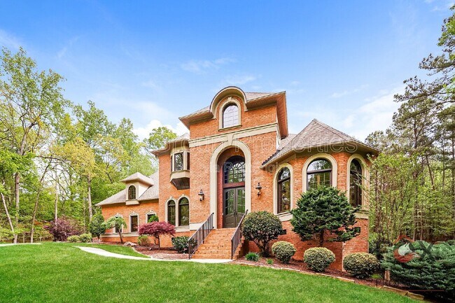 Building Photo - 143 Greenbay Rd