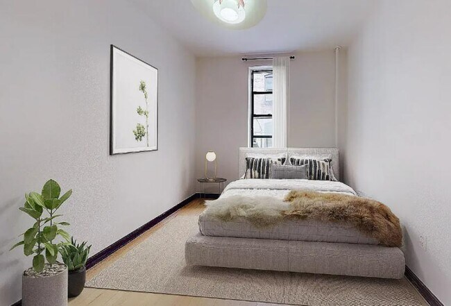 Building Photo - West 136th Street