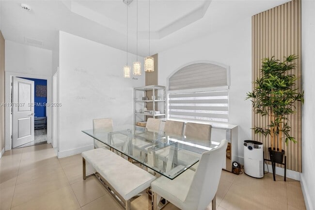 Building Photo - 14541 SW 16th St