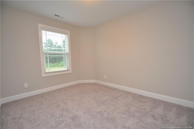 Building Photo - 311 Old Grove Ln