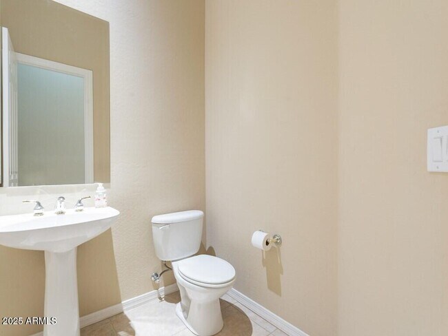 Building Photo - 40505 N Lytham Ct