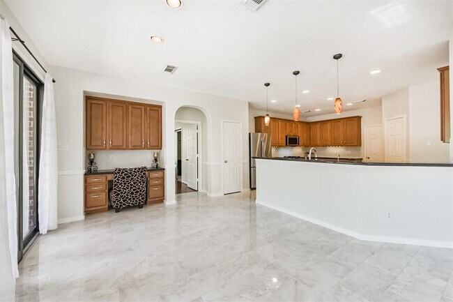 Building Photo - 11502 Bay Ledge Dr
