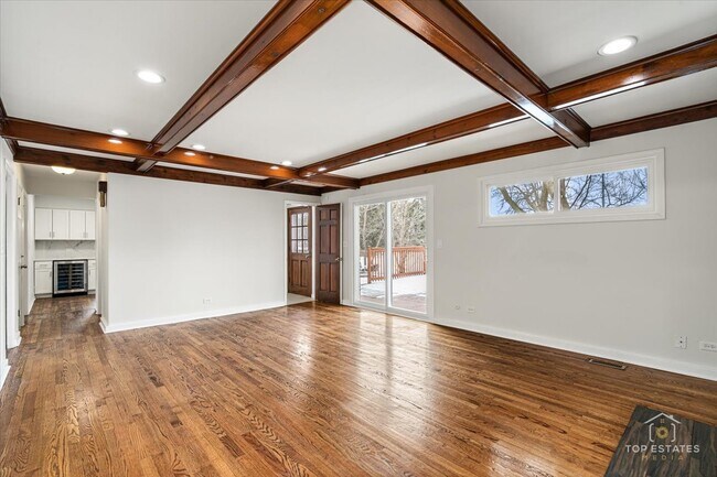 Building Photo - 931 Canterbury Dr