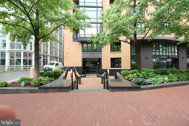 Building Photo - 1010 Massachusetts Ave NW
