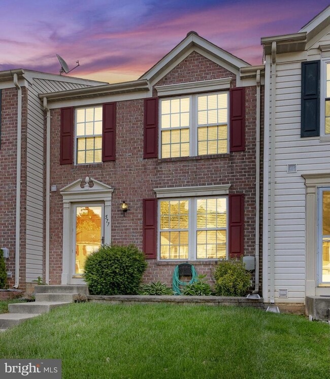 Building Photo - 577 MacIntosh Cir