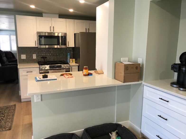 Building Photo - 2424 W Mulberry St