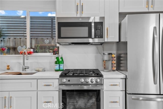 Building Photo - 426 Jacaranda Pl