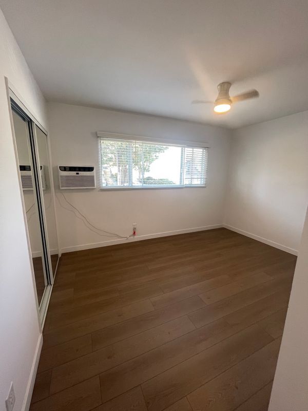 Building Photo - 744 Pier Ave