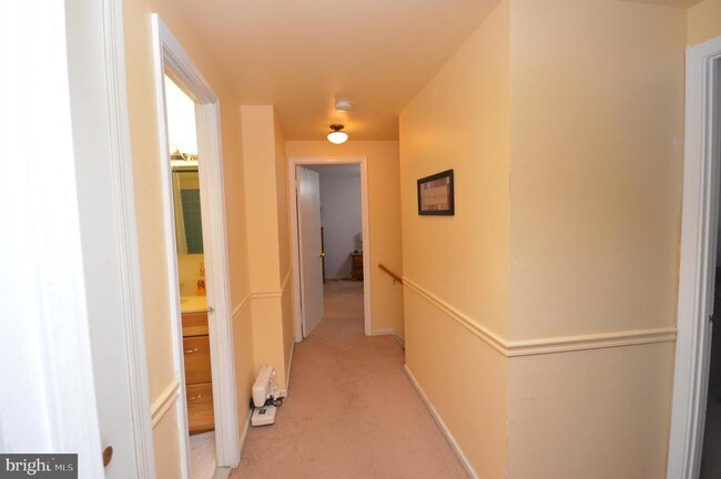 Building Photo - 14595 Woodland Ridge Dr