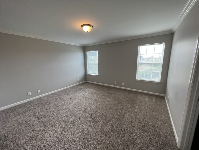 Building Photo - 4854 Laura Jeanne Blvd