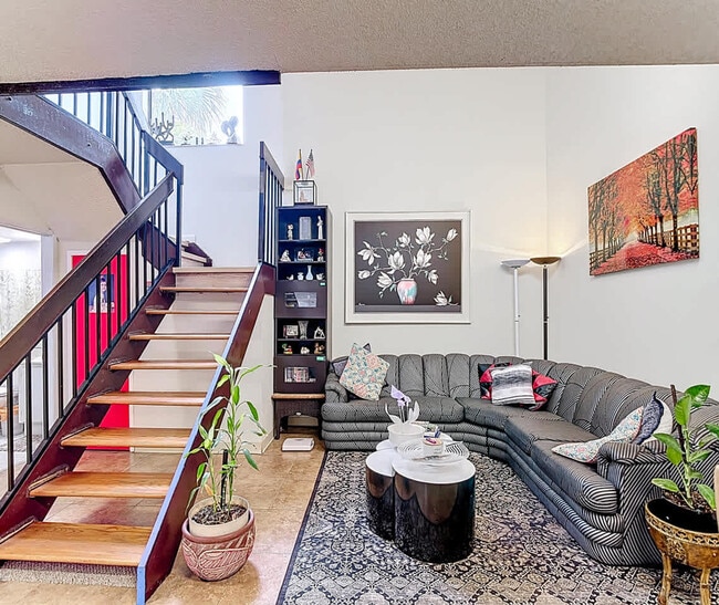 Primary Photo - 693 NW 102 Pl