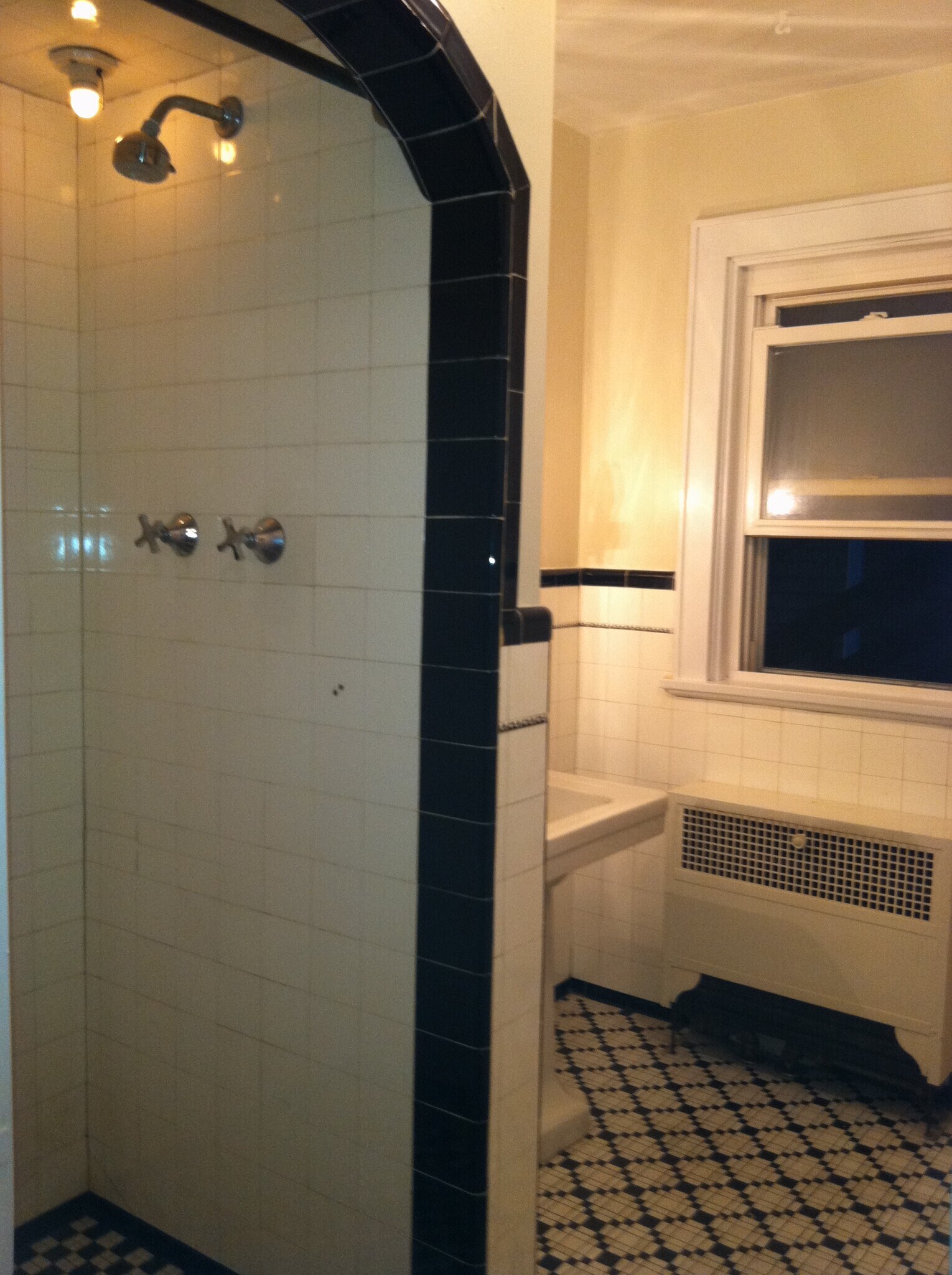 seperate shower area - 802 Gaskill Ave