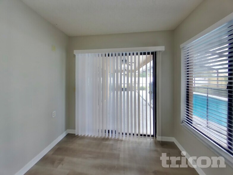 Building Photo - 3213 Stevenson St