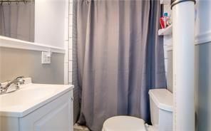 Building Photo - 15 Webster St