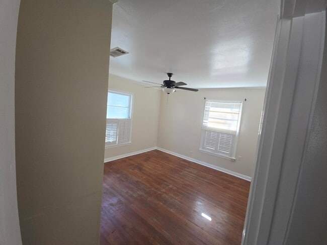 Building Photo - 1795 Euclid St