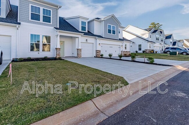 Building Photo - 1554 Shallons Ct