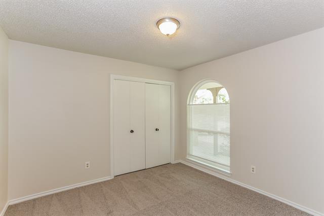 Building Photo - 1714 Yorktown Dr