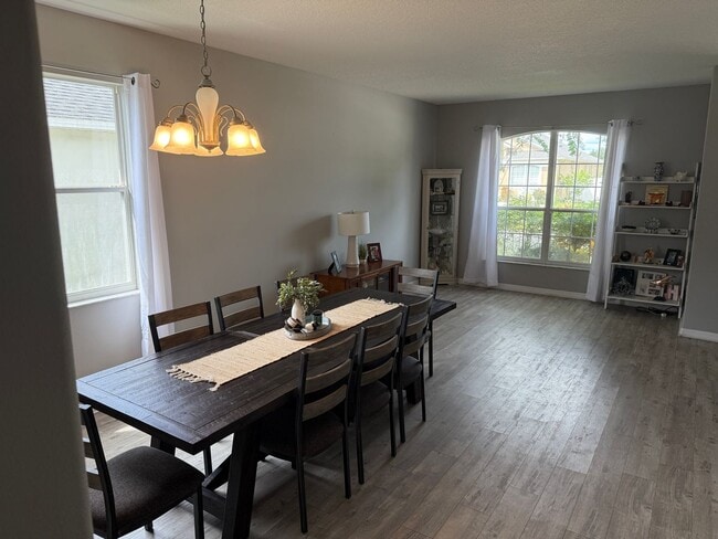 Building Photo - Welcome to Tanner Crossings.  Luxury Living, Smart Home!