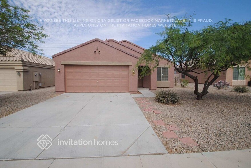 Primary Photo - 3208 S 162nd Ln