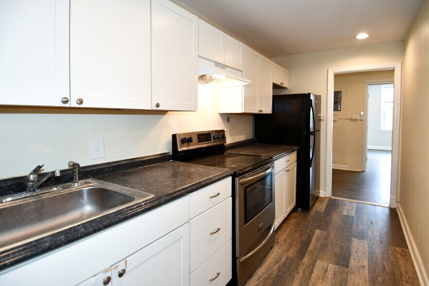 Building Photo - 1314 Downing Pl NE