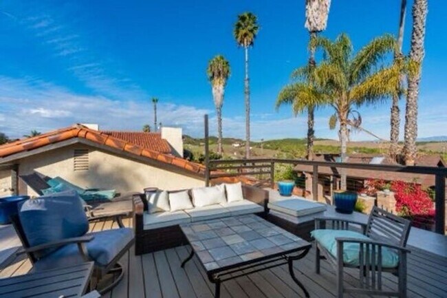 Building Photo - 6088 De La Rosa Ln