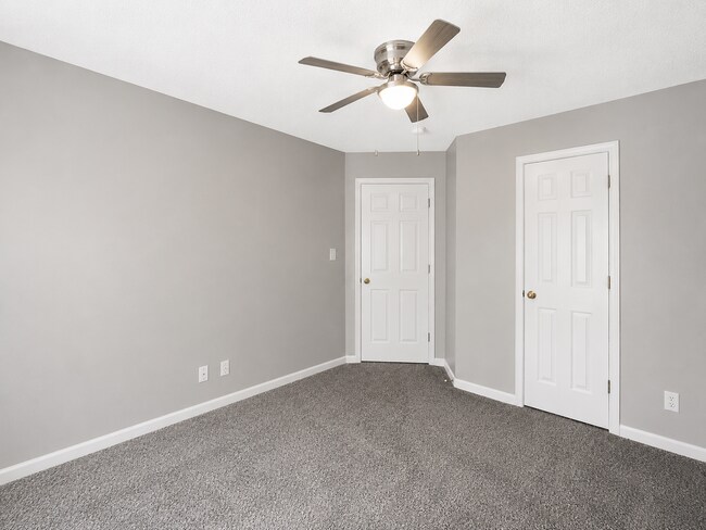 Building Photo - 635 Ashley Oaks Dr